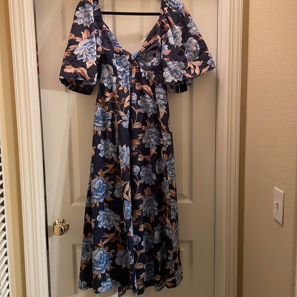 Abercrombie Midi Dress!